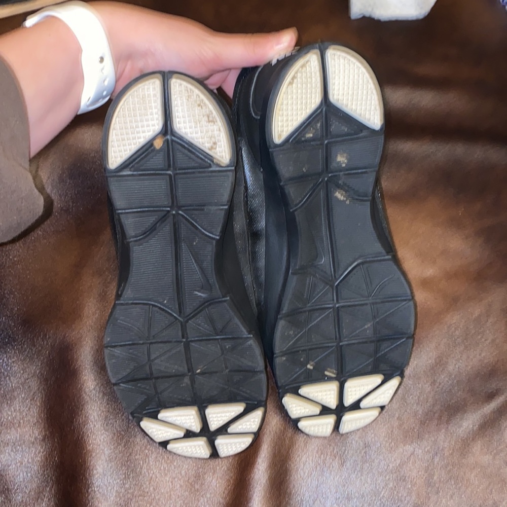 💋Nike black and grey training shoes! - Picture 6 of 7